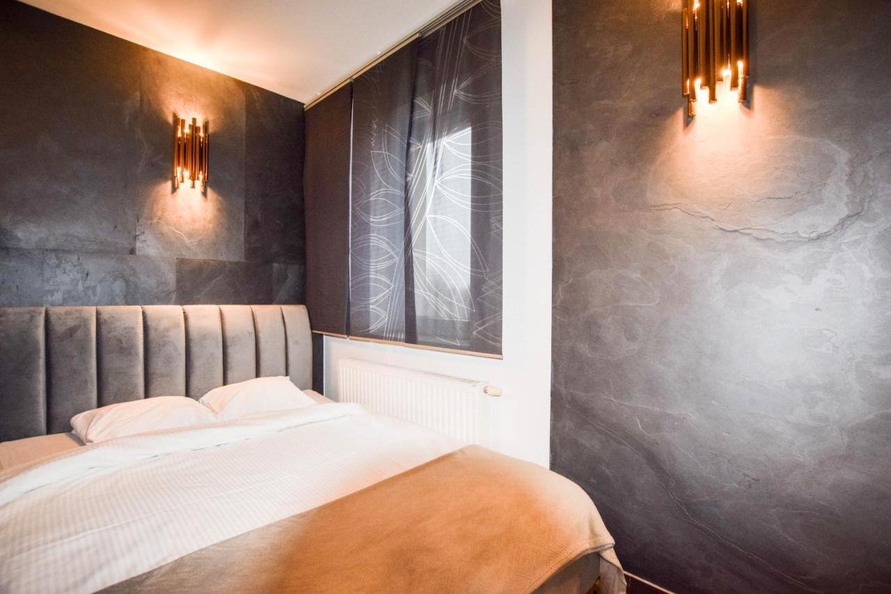 Apartament Z Widokiem Na Wawel W Centrum Miasta คราคูฟ ภายนอก รูปภาพ