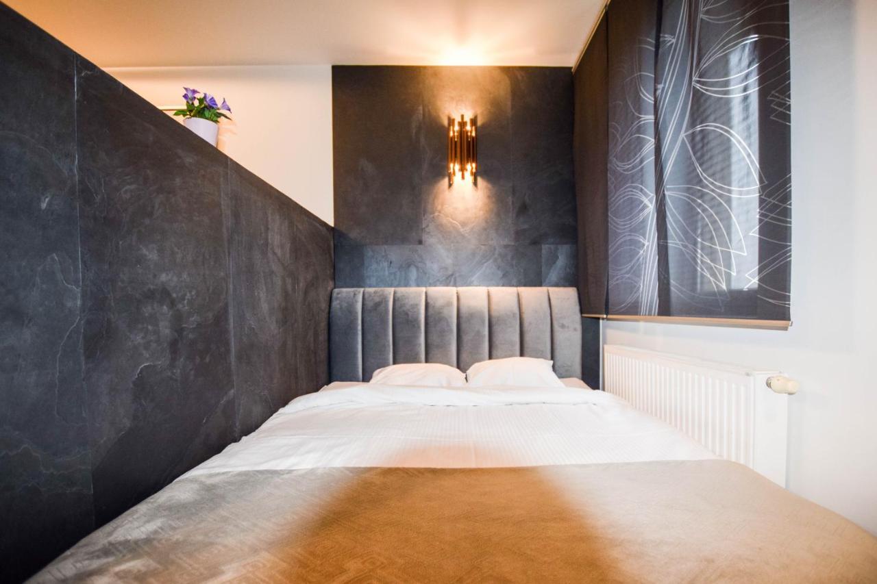Apartament Z Widokiem Na Wawel W Centrum Miasta คราคูฟ ภายนอก รูปภาพ